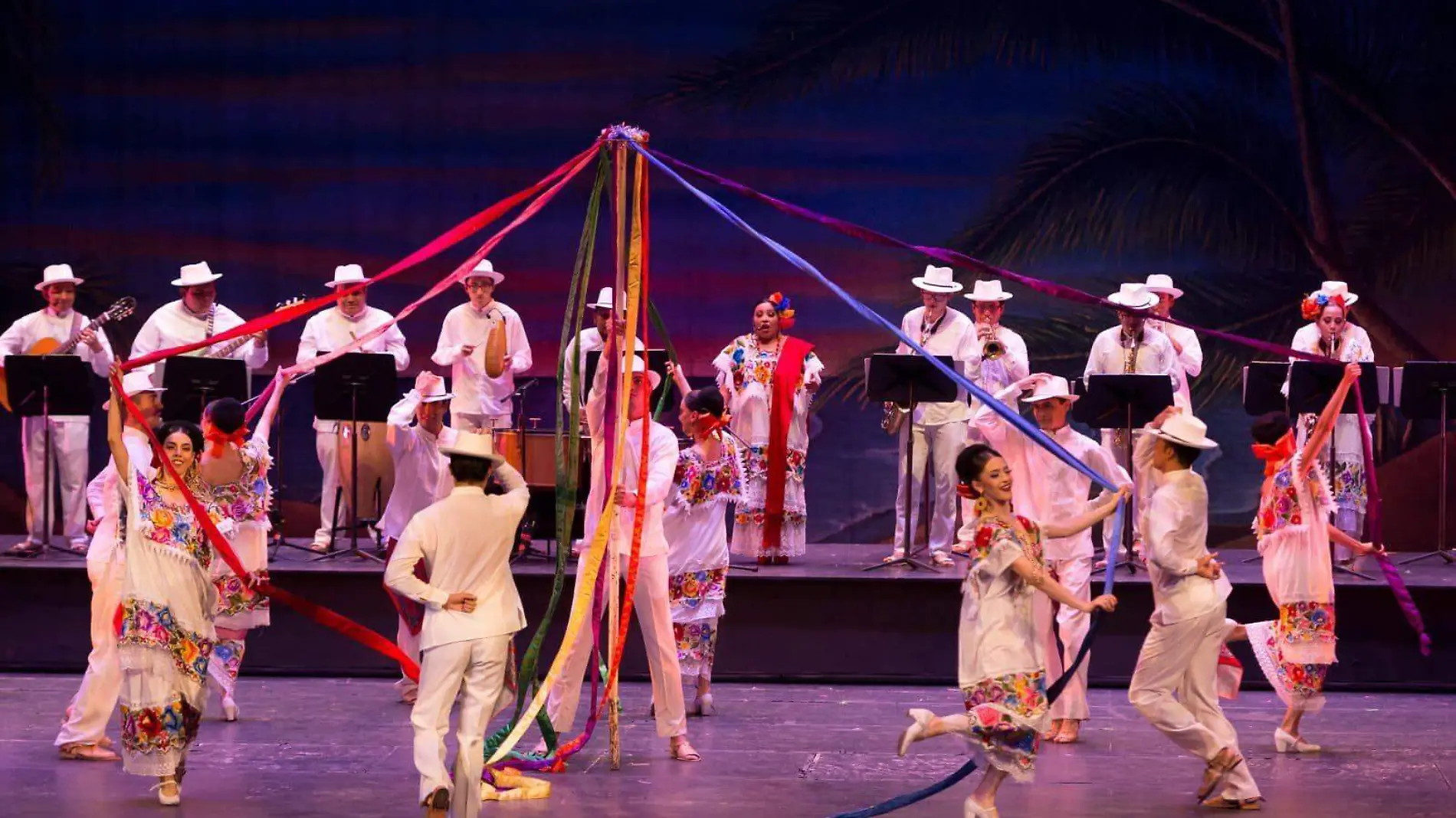 Cortesía Ballet Folklórico de México